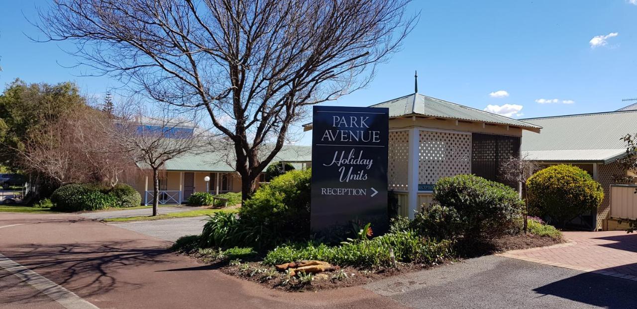 Park Avenue Holiday Units Albany Bagian luar foto